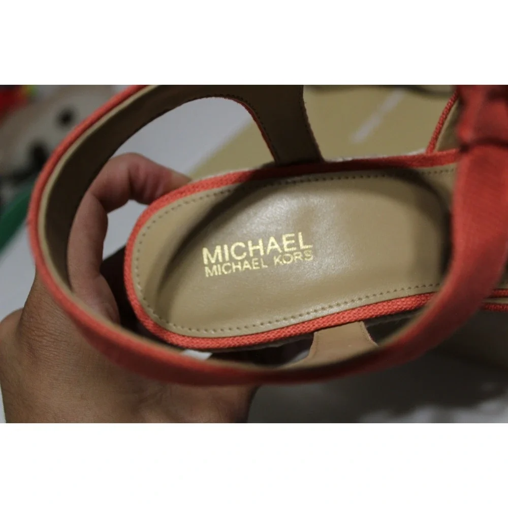Michael Kors Berkley Womens 10 M Espadrille Pink Canvas Front Zip Wedge Sandal